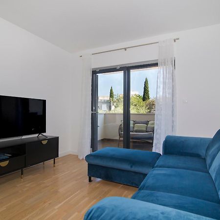 Brand New Apartment In Дубровник Екстериор снимка