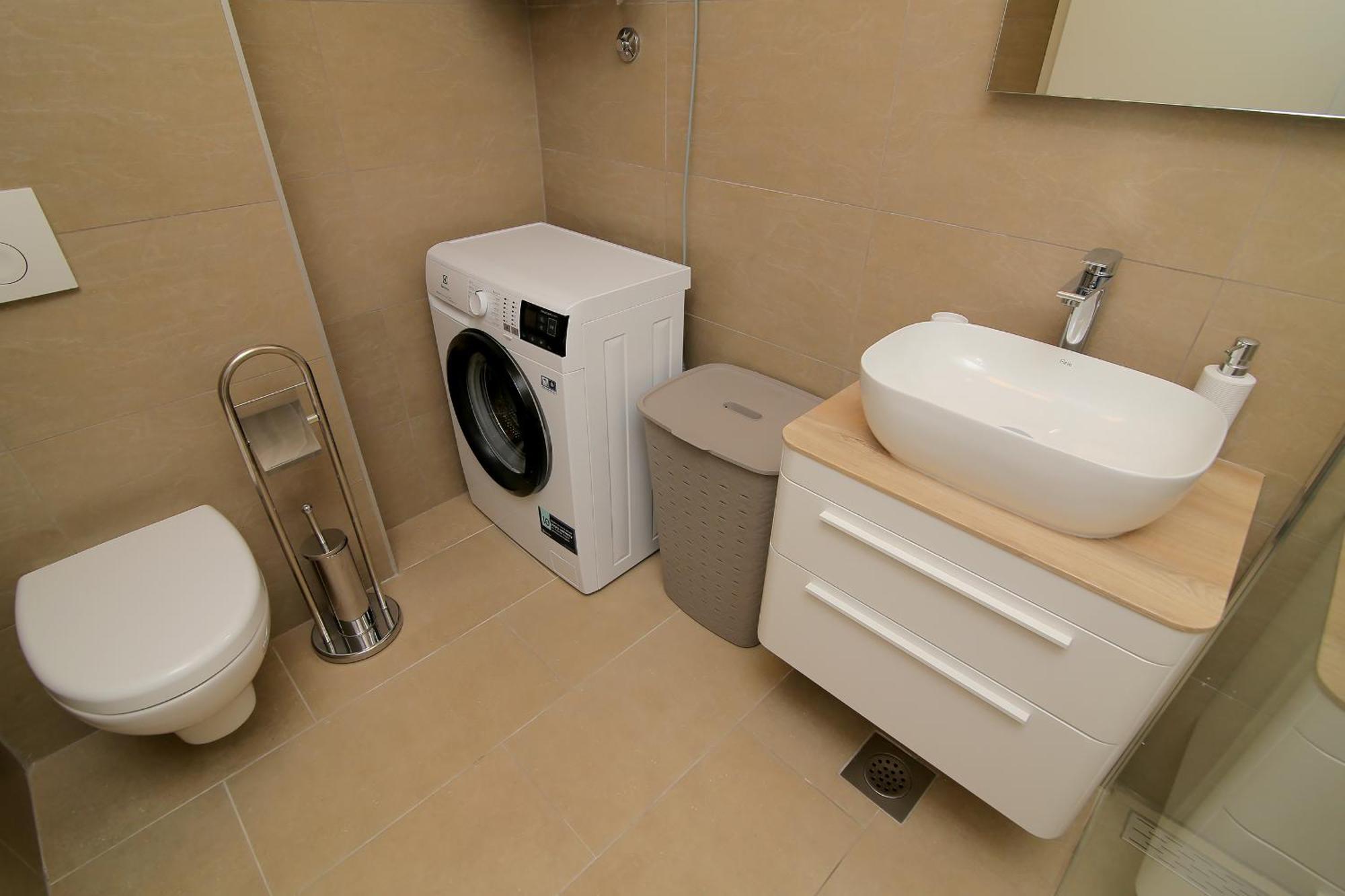 Brand New Apartment In Дубровник Екстериор снимка