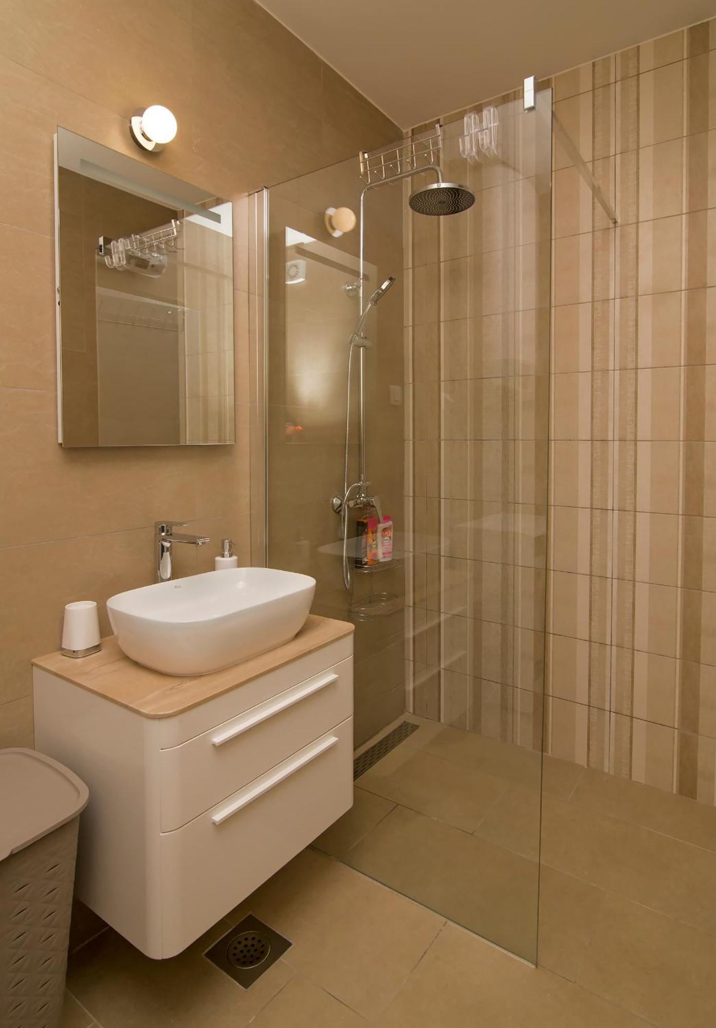 Brand New Apartment In Дубровник Екстериор снимка
